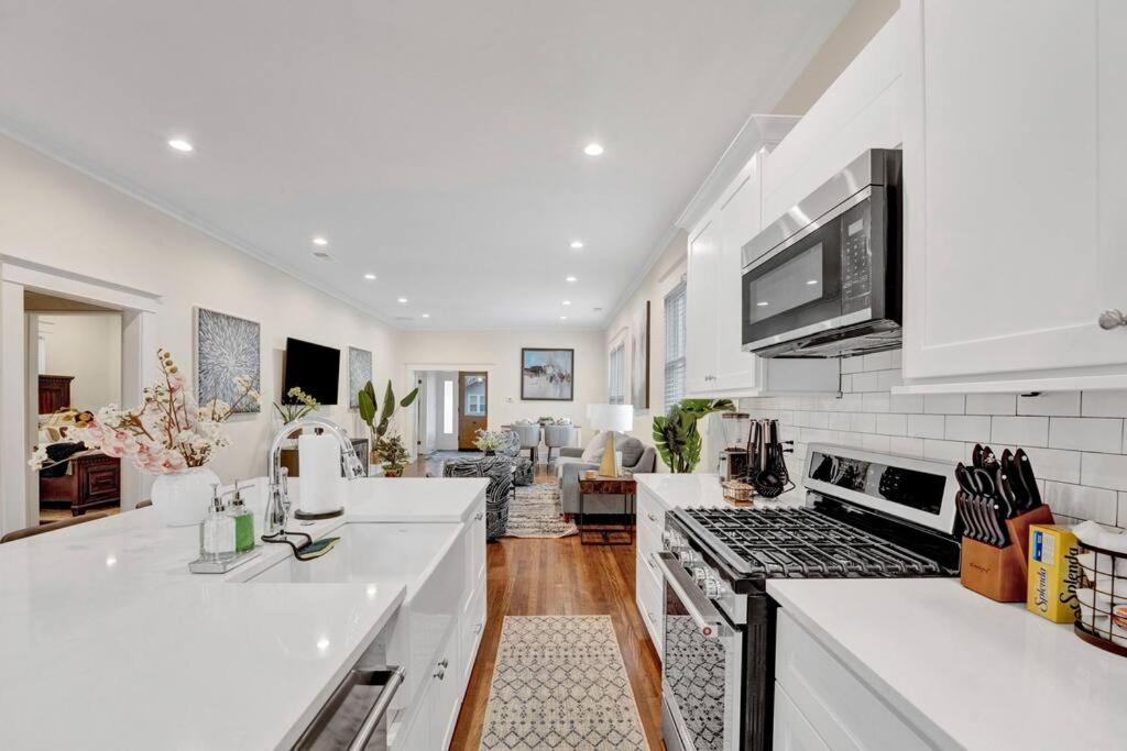 The Victorian - Elegant 3Br Home Near Overton Мемфис Экстерьер фото