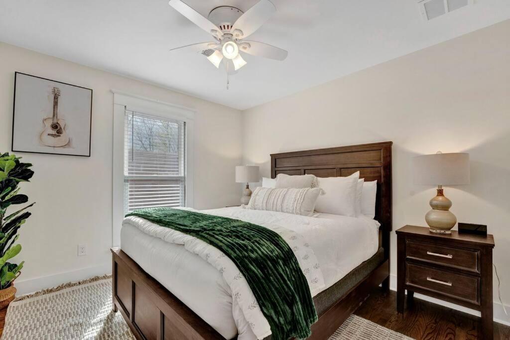 The Victorian - Elegant 3Br Home Near Overton Мемфис Экстерьер фото