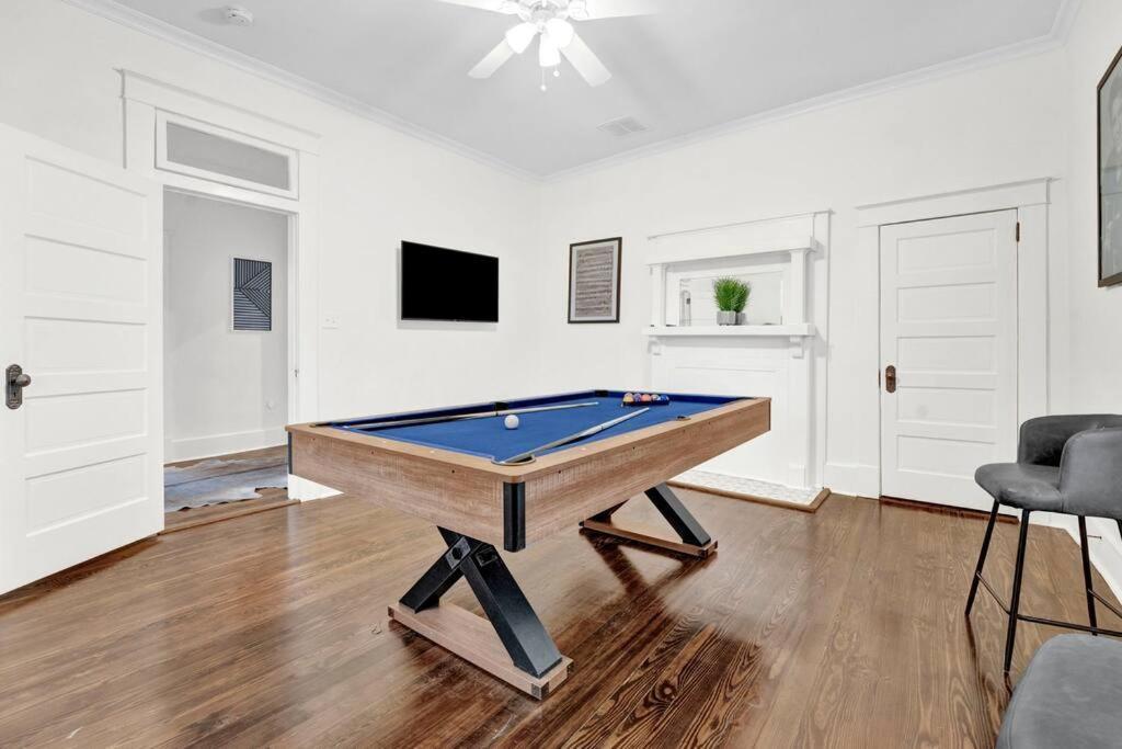 The Victorian - Elegant 3Br Home Near Overton Мемфис Экстерьер фото